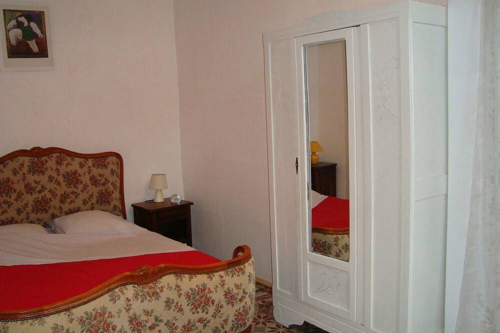 Appartement entier, \"La Merciere\" a Pezenas in Pézenas, Côte d'Améthyste