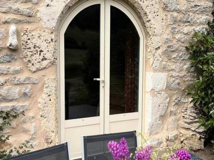 Gîte pour 6 personnes, avec jardin et piscine, animaux acceptés à Banassac - 2