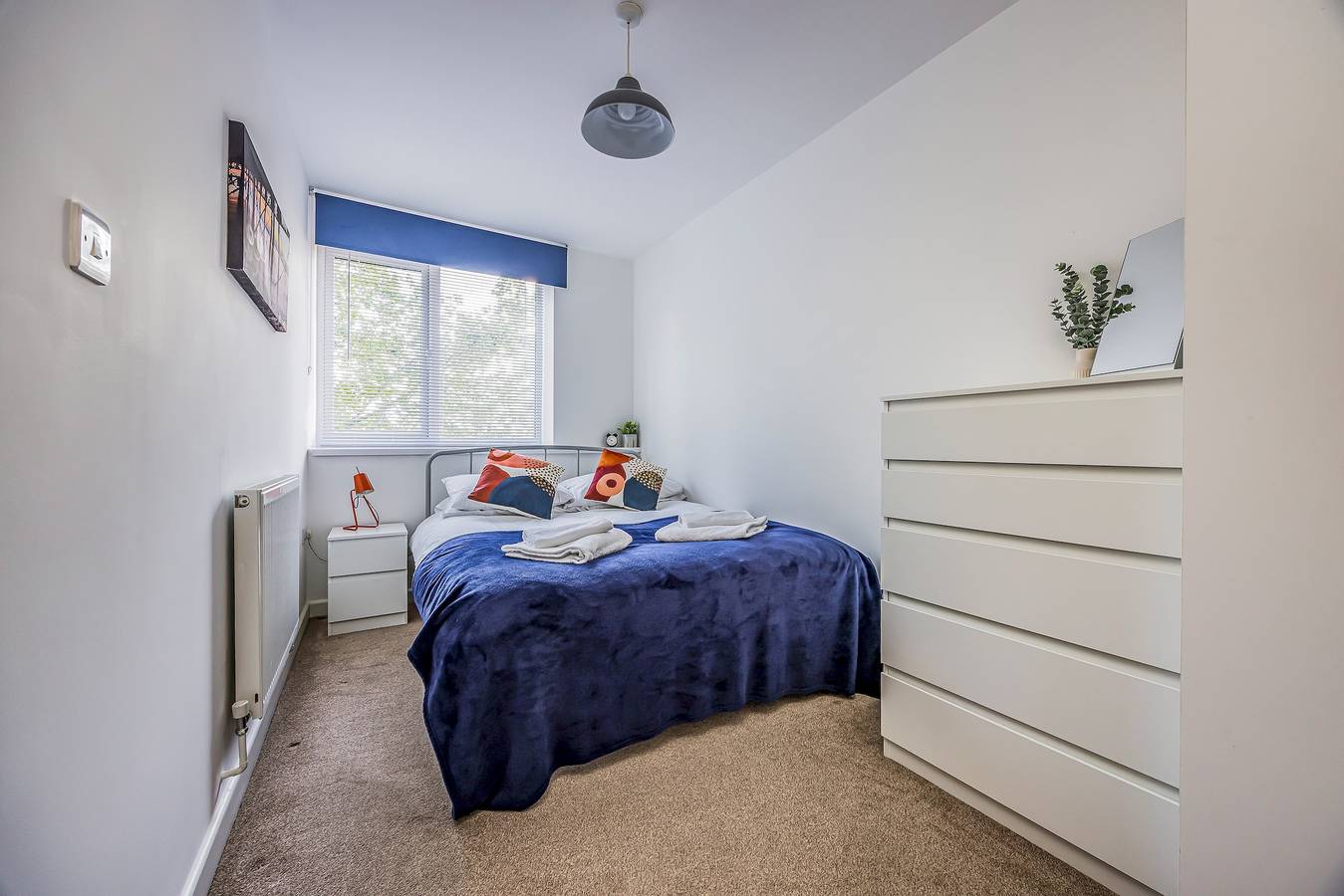 Entire apartment, Stylish Flat in the City Centre - Pass the Keys in Portsmouth, South East England