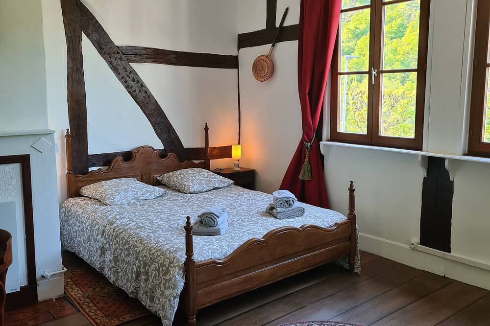 16th-century Spanish house in Revin, Regionaler Naturpark Ardennen