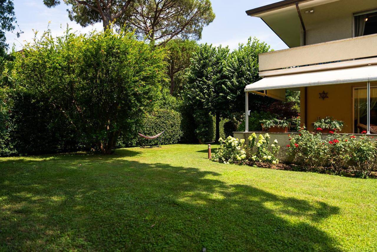 Villa Verde a Forte dei Marmi in Forte dei Marmi, Riviera Toscana
