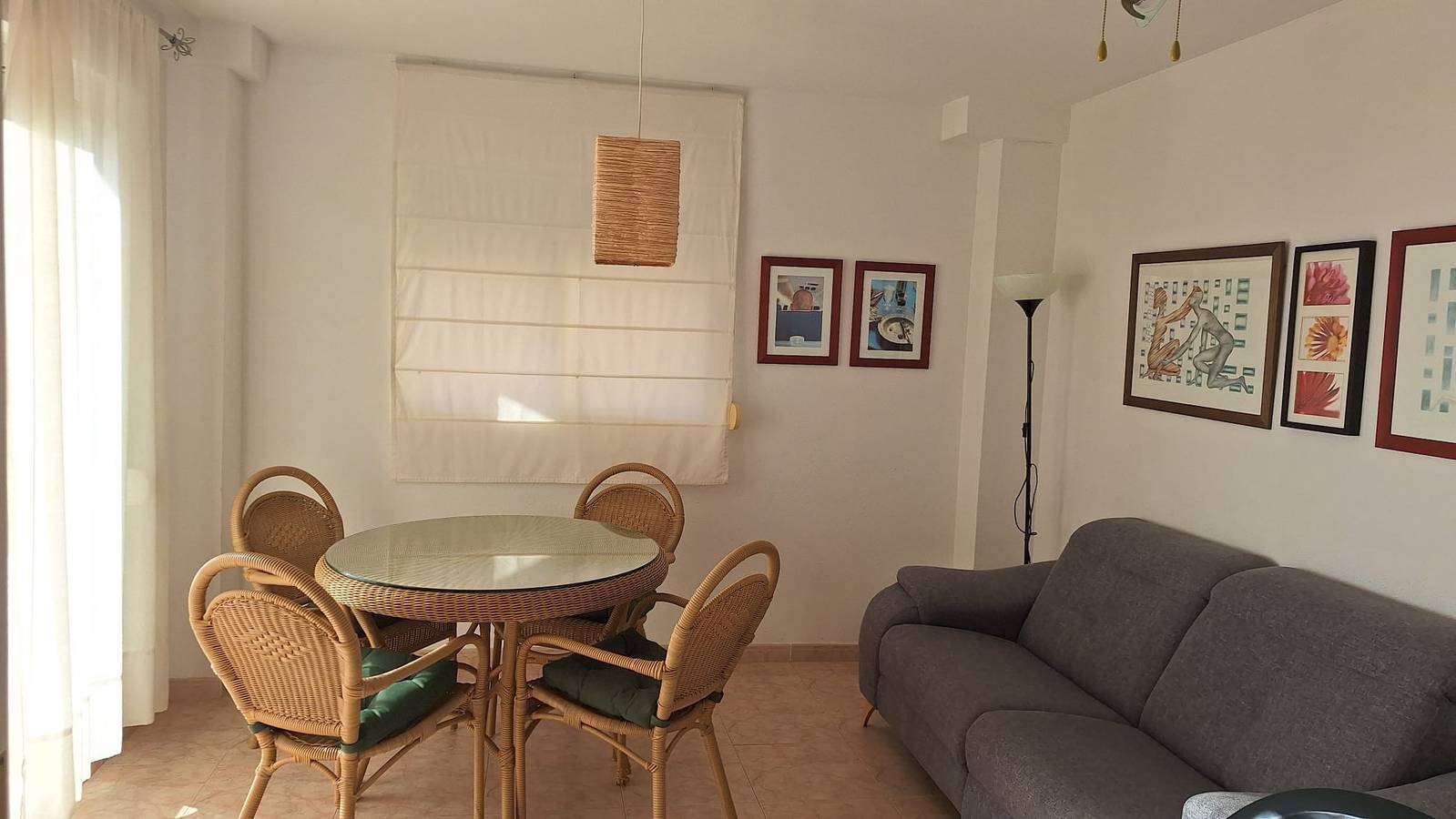 Apartamento entero, Parquemar Iii-Iv bl.I esc.B 4º pta.8 Solo Familias in Playa Xeraco, Jaraco