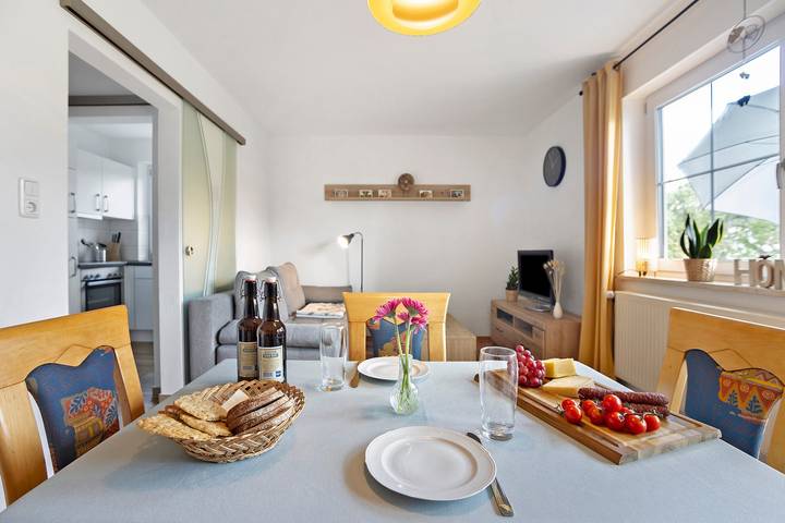 Appartement entier, Appartement de vacances 'Am Mühlbach' avec jardin commun, balcon et Wi-Fi in Marktoberdorf, Souabe (Bavière)