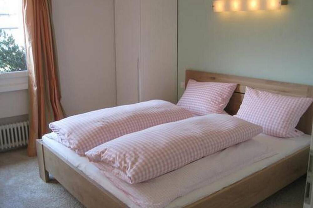 Ganze Wohnung, Exklusives Apartment, am Luganersee, mit Außenpool in Luganersee