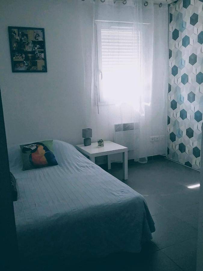 Gîte pour 2 personnes, avec terrasse dans Port de l'Estaque - 2