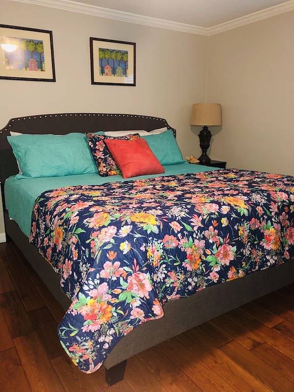 Vacation House for 6 Guests in Pleasure Island, North Carolina