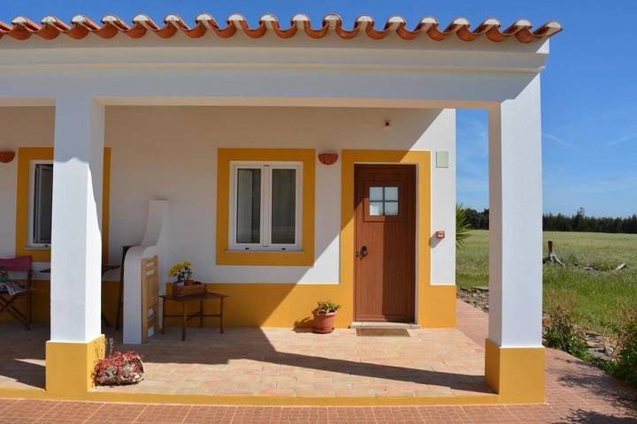 Bed and Breakfast para 2 pessoas com piscina in Ermidas-Sado, Alentejo Litoral