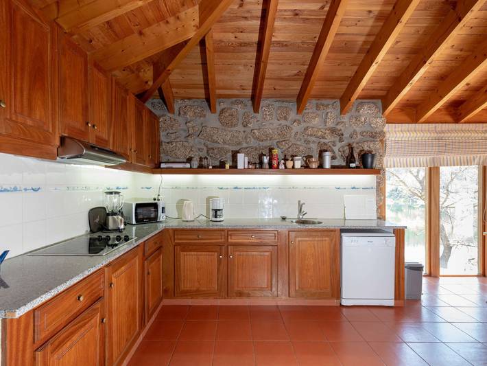 Chalet para 6 personas, con jardín y terraza en Distrito de Viseu - 4