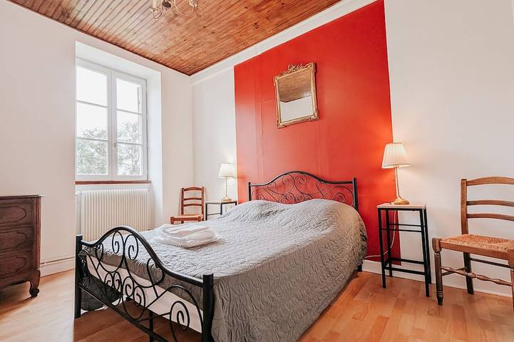 Gîte pour 8 personnes, avec jardin à Arthon - 2