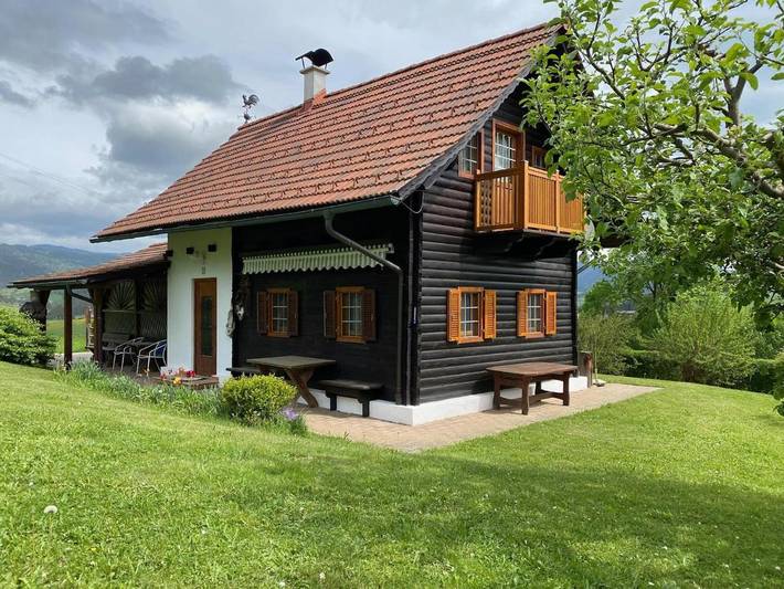 Ferienhaus für 6 Personen, mit Balkon und Garten