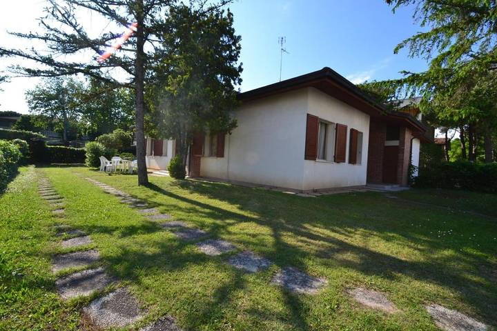 Villa für 6 Personen, mit Balkon und Garten in Bibione - 4