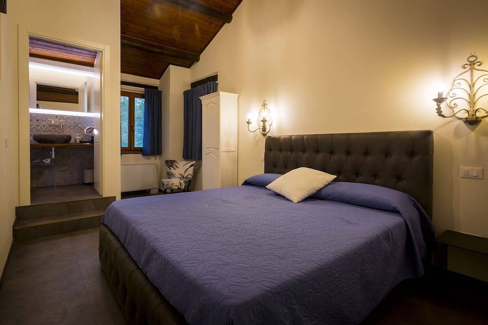 Villa with pool, Jacuzzi and Spa with 4 suites in Rimini in Rimini, Rimini Provinz