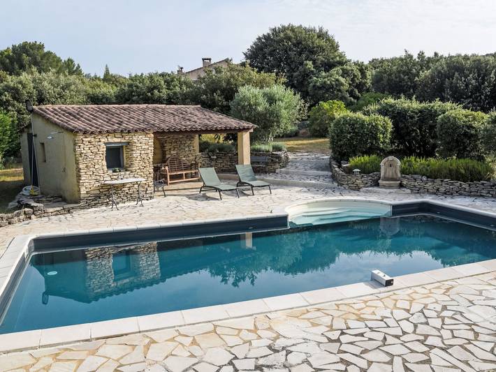 Location de vacances pour 7 personnes, avec terrasse et jardin à Saumane-de-Vaucluse - 2