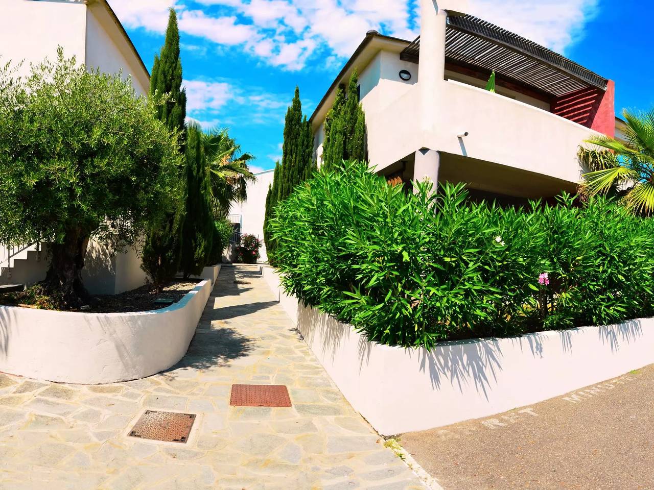 Apartamento entero, 4 estancias 4 Personas in Santa-Lucia-di-Moriani, Región de Corte