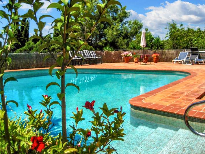 Apartamento de vacaciones para 6 personas, con jardín y piscina - 1