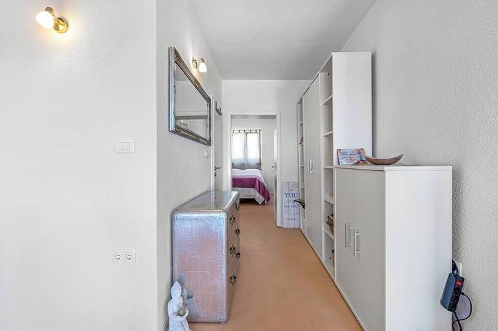 Ganze Wohnung, Strandapartment erste Reihe am Meer – Meerblick-Terrasse, 6 Personen, Brodarica in Brodarica, Šibenik-Knin