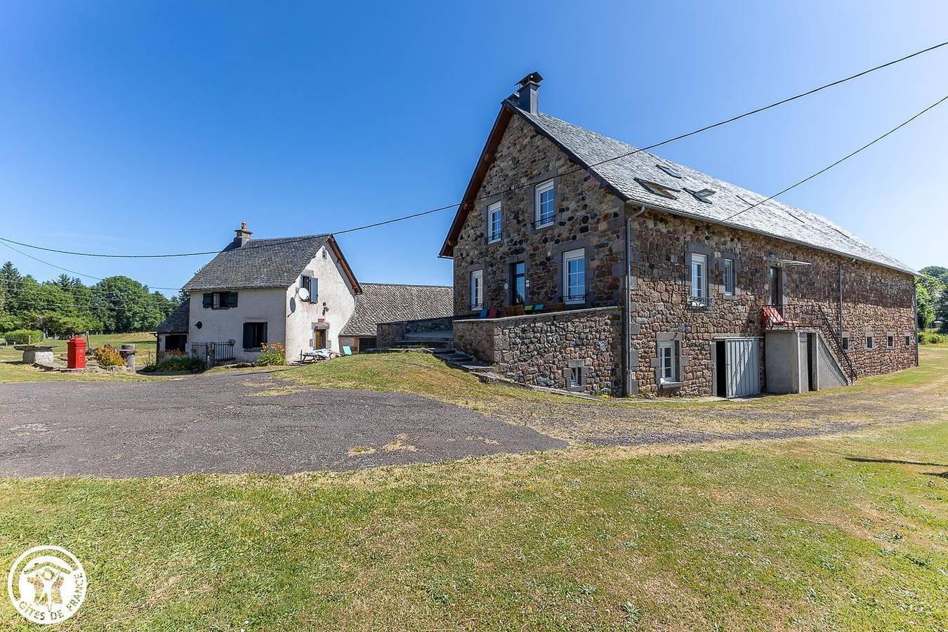 Gîte pour 5 Personnes dans Saint-Sauves-d'Auvergne, Région de Besse-et-Saint-Anastaise