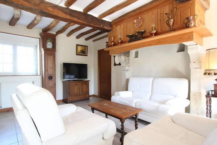 Gîte pour 5 personnes, avec Terrasse et Jardin à Brix