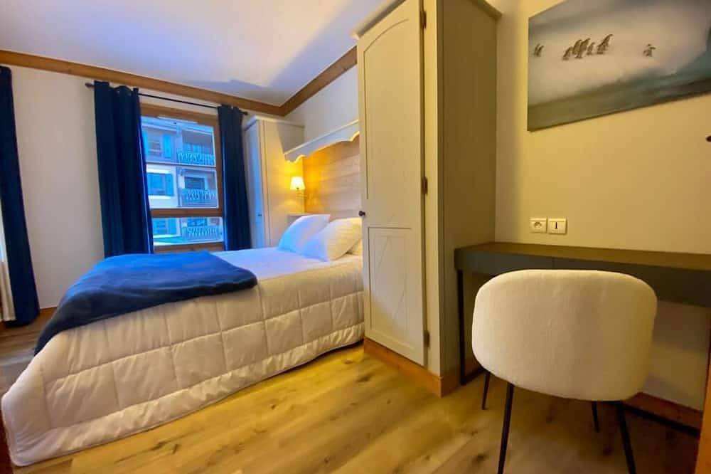 Entire apartment, Arc1950 - Big Tartiflat - Ski-in/Ski-out, 5* Residence, 4/6 pers. in Arc 1950, Bourg-Saint-Maurice