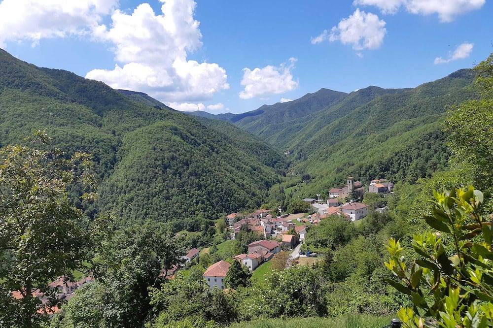 Romantic house with swimming pool near Bologna & Florence Cin: It047018C2Oxjnjab8 in Sambuca Pistoiese, Pistoia Provinz