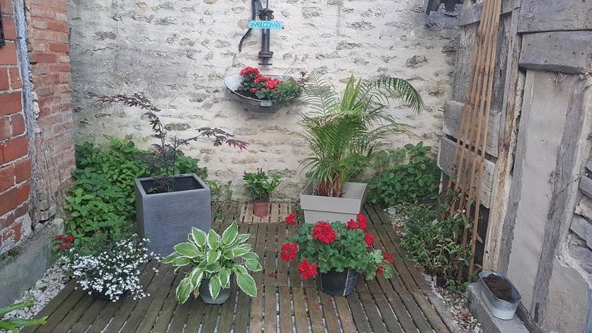 Gîte pour 3 personnes, avec jardin à Clérey - 3