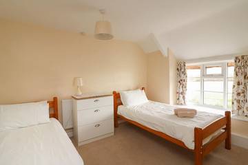 Cottage for 5 People in Burton Bradstock, Jurassic Coast, Photo 4