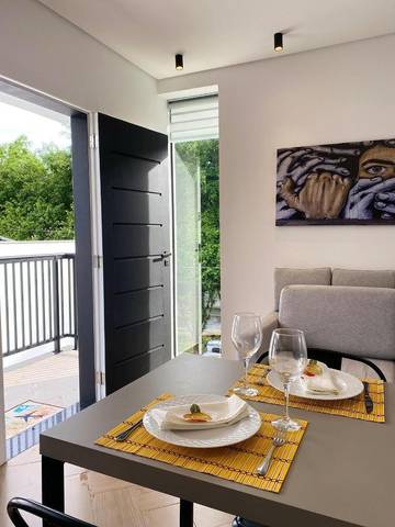 Gîte pour 2 personnes, avec terrasse ainsi que jardin et vue à Joinville