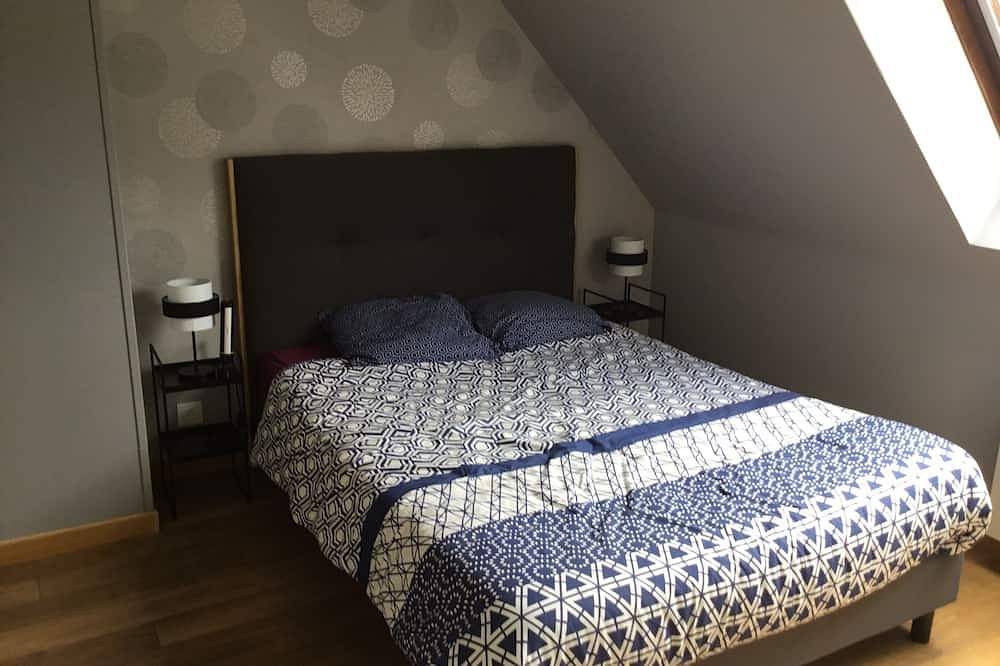 Location Maison Toute Rénovée à Lannion Côte du Granit Rose in Lannion, Pink Granite Coast