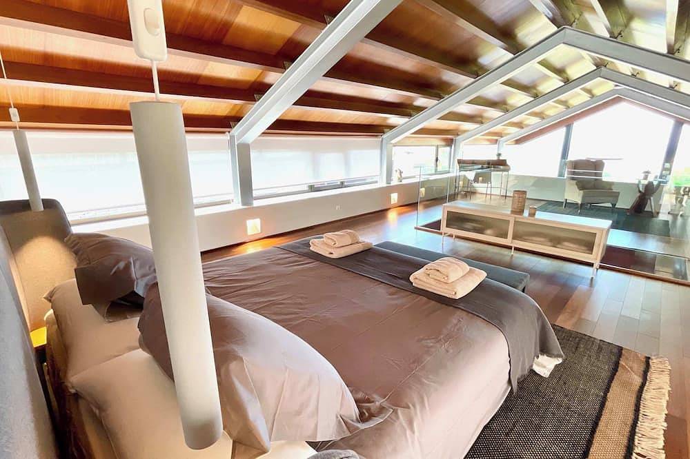 The Cliffs - Oceanlight in O Vicedo, Galician Coast