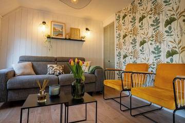 Gîte pour 8 personnes, avec terrasse et jardin à Moulle