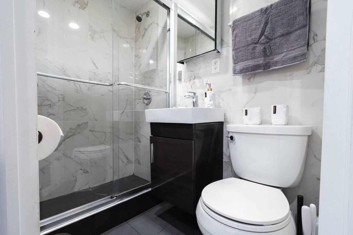 Apartamento entero, 69-3C  Stylish Lower East Side 1br Apt in Manhattan, Nueva York