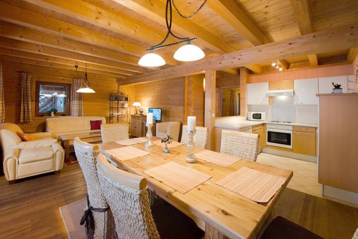 Ferienpark für 7 Personen, mit Ausblick und Sauna sowie Garten in Tirol - 2