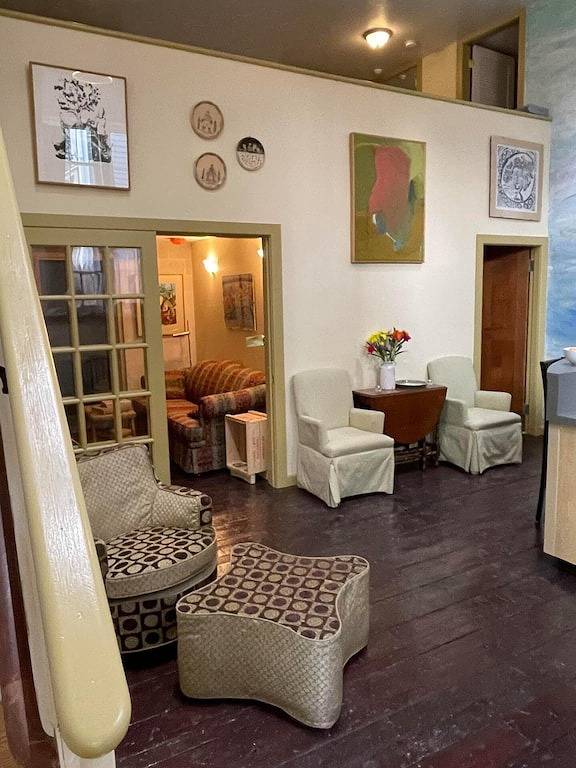 Ganze Wohnung, Located On Warren's Historic Waterfront Adjacent in Bristol County