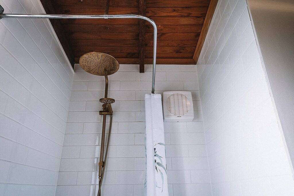 Sunset Cottage by the Bay, With Fire, Pet Friendly in Portarlington, Bellarine