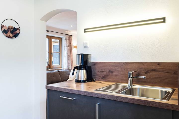 Ganze Ferienwohnung, Ferienwohnung Graßl - Ferienwohnung für 1-2 Personen, 42qm, mit separatem Schlafzimmer, Bad mit Dusche, Terrasse in Schönau am Königssee, Berchtesgadener Alpen