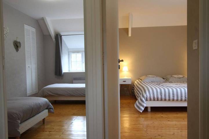 Gîte pour 4 personnes, avec jardin dans Clitourps - 2