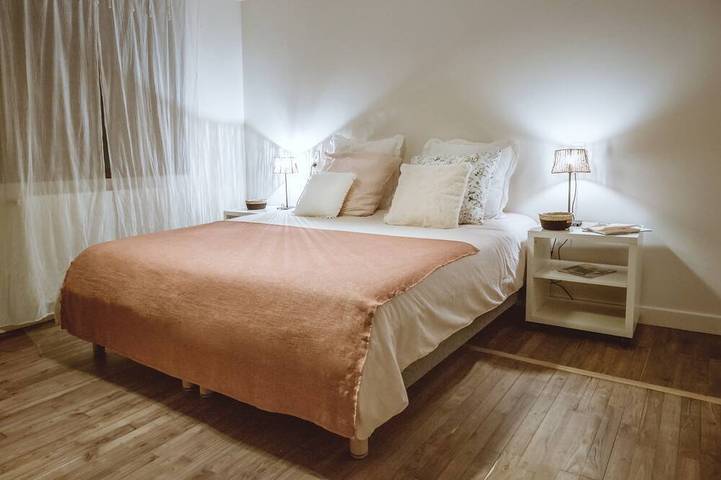 Location de vacances pour 10 personnes, avec jardin et terrasse à Saint-Hilaire-les-Places - 3