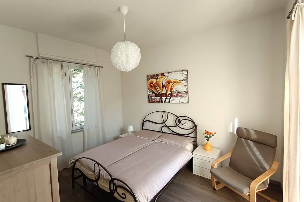 Ganze Wohnung, Casa Nina / Neue Ferienwohnung im Zentrum von Bra in Bra, Cuneo Provinz