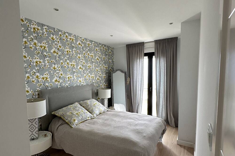 Entire apartment, Luxury Duplex In Foz With Sea Views in Foz, Galician Coast