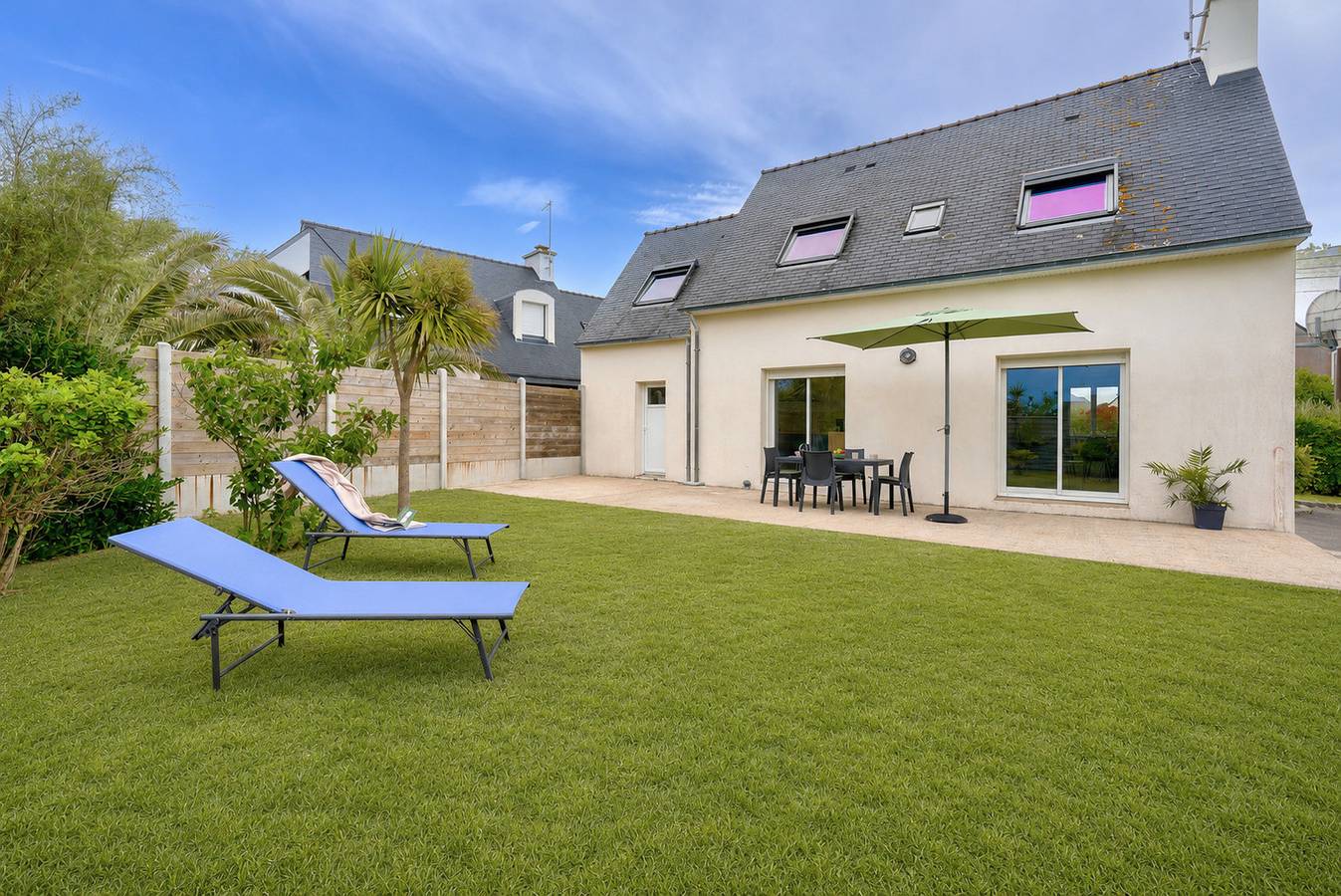 Maison pour 4 adultes, 1 enfant à 200m de la plage in Guilvinec, Côte de Cornouaille