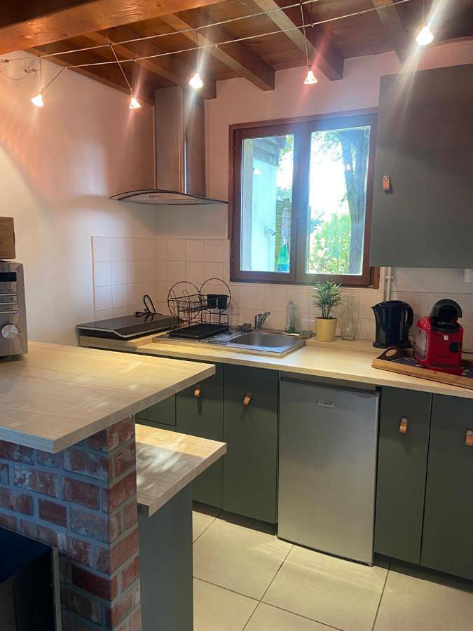 Gîte pour 4 personnes, avec jardin et balcon à Ponches-Estruval