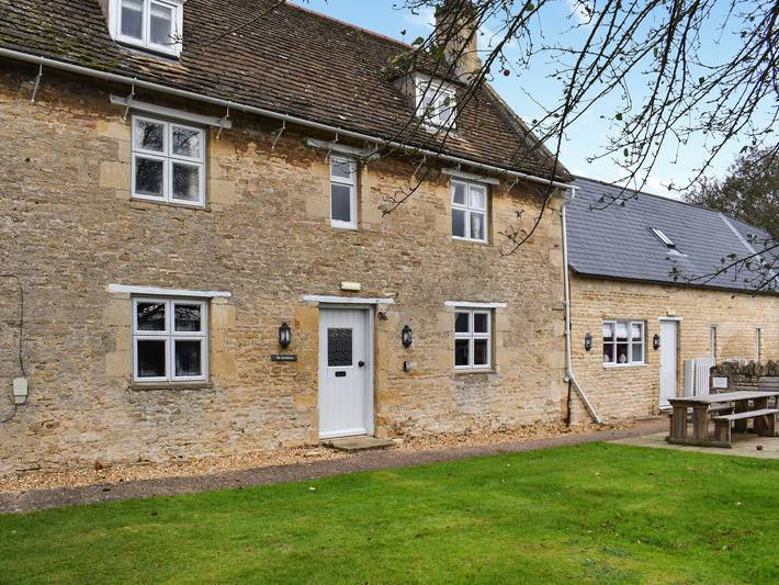 Holiday rental for 10 people, with garden in Peterborough