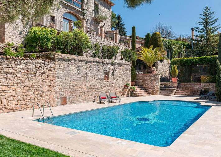 Casa rural para 2 personas, con Terraza y Jardín además de Piscina y Vistas en Provincia de Barcelona