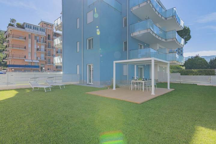 Gîte pour 4 personnes, avec Jardin et Piscine à Borghetto Santo Spirito