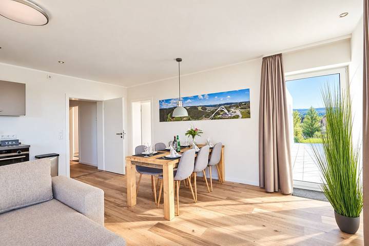 Ferienwohnung für 7 Personen, mit Balkon und Garten sowie Ausblick in Winterberg - 2