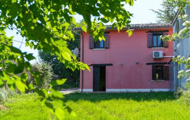 Casa Vacanza per 8 Persone in Bellante, Provincia di Teramo, Foto 2