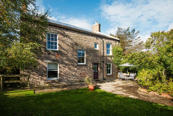 Cottage für 12 Personen, mit Garten - 1