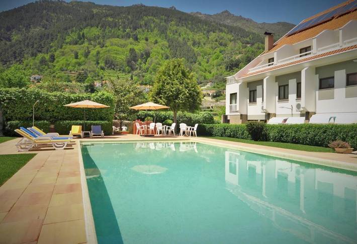 Hotel para 4 pessoas, com Terraço e Jardim em Município de Manteigas