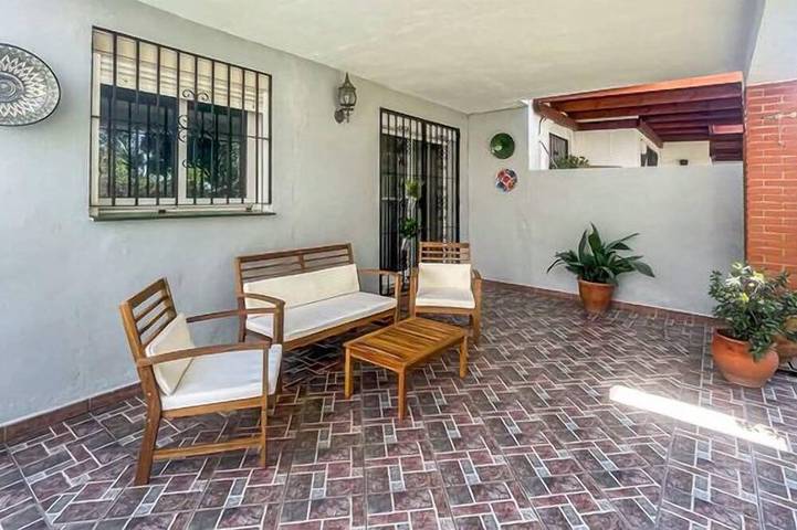 Ferienhaus für 6 Personen, mit Pool