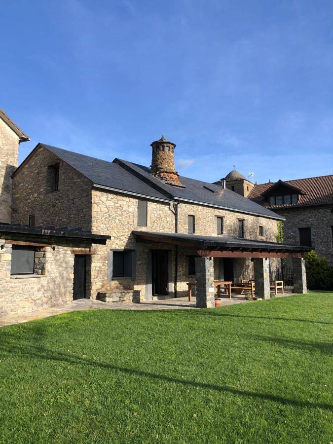 Casa rural para 8 personas, con vistas y jardín en Fiscal - 2